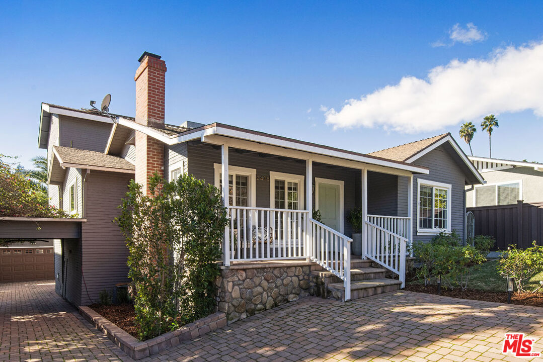 Property Photo: 2415 Edgewater Ter CA 90039