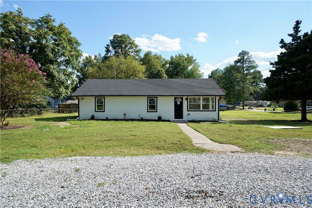 Property Photo:  5717 Warwick Road  VA 23224 