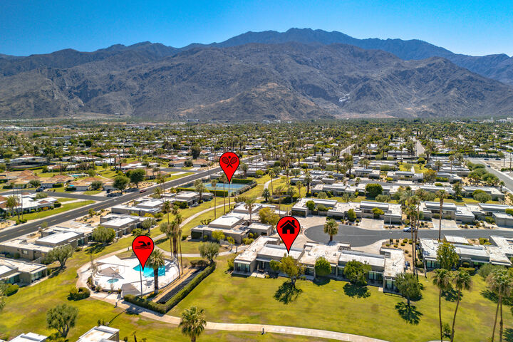 Property Photo:  842 N Calle De Pinos  CA 92262 