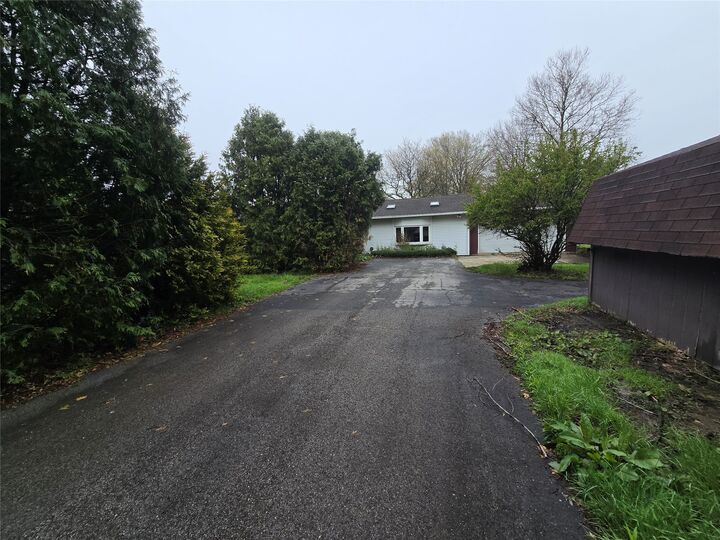 Property Photo:  4720 Lawndale Drive  PA 16506 