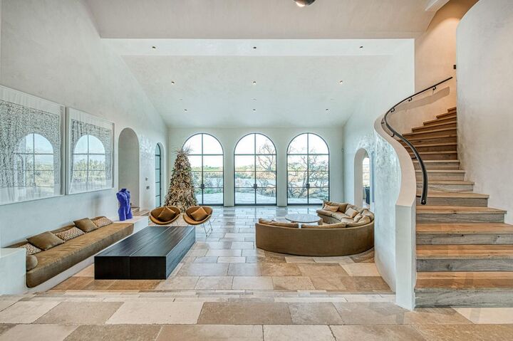 Property Photo:  1530 W Moraga Road  CA 93711 