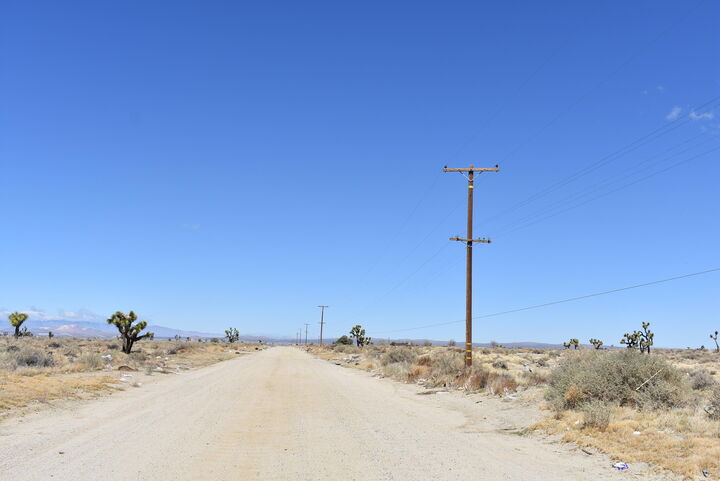 Property Photo:  20th St E And Vic Ave G10  CA 93535 