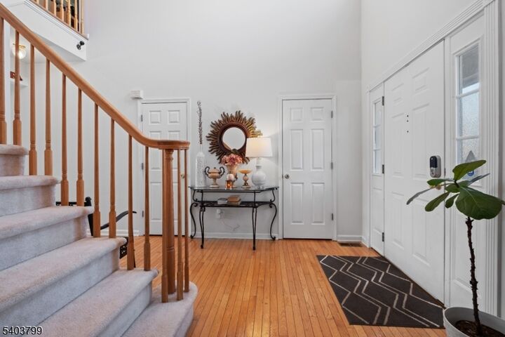 Property Photo:  3 Summerfield Dr  NJ 08540 