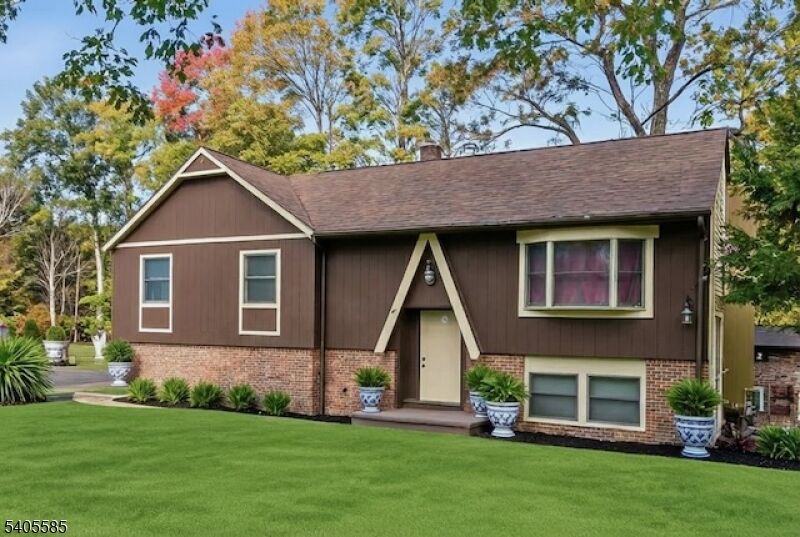 Property Photo:  17 Brookwood Dr  NJ 07874 