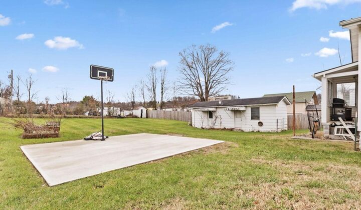 Property Photo:  714 Coolidge Street  KY 40741 