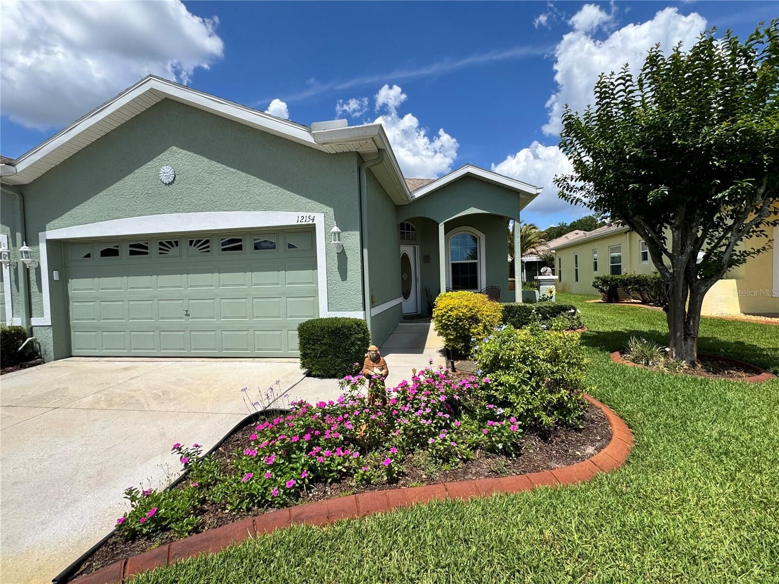 Property Photo:  12154 Putter Green Court  FL 34654 