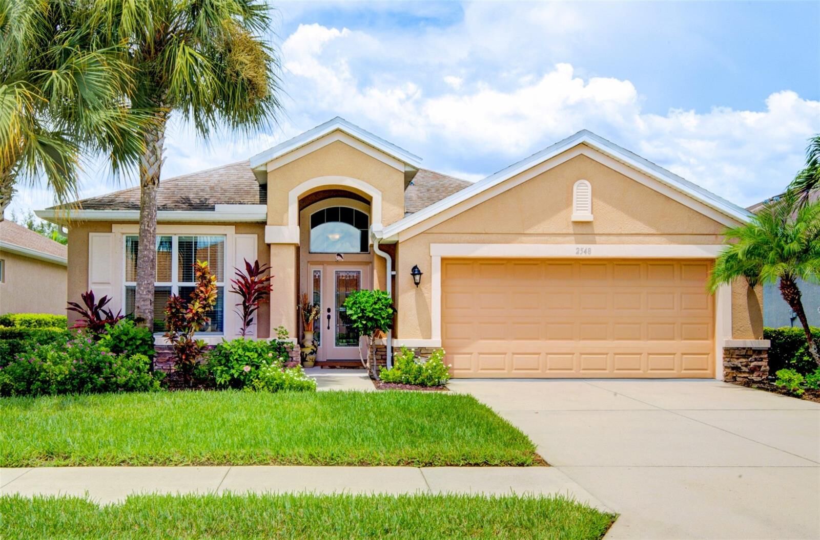 Property Photo:  2548 Cortenova Court  FL 34292 