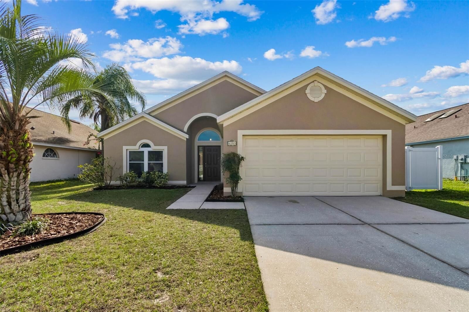 Property Photo:  6253 Ashfield Place  FL 33545 