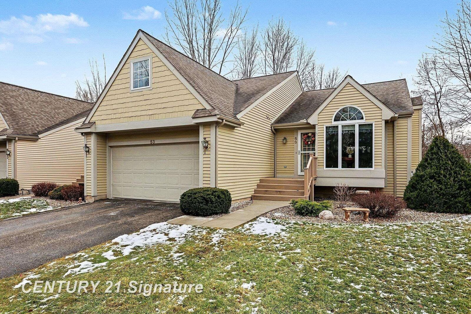 Property Photo:  53 W Willow Pond Drive  MI 48603 
