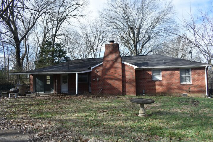 Property Photo:  141 Hillcrest Dr  TN 37115 