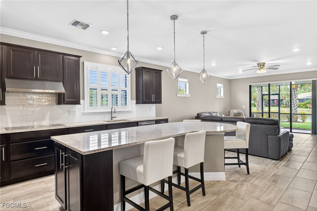 Property Photo:  11800 Benchley Court  FL 33913 