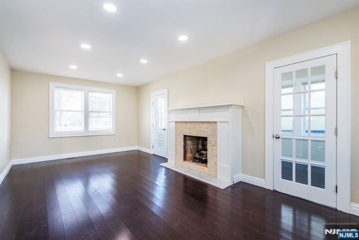 Property Photo:  145 Reade Street  NJ 07631 