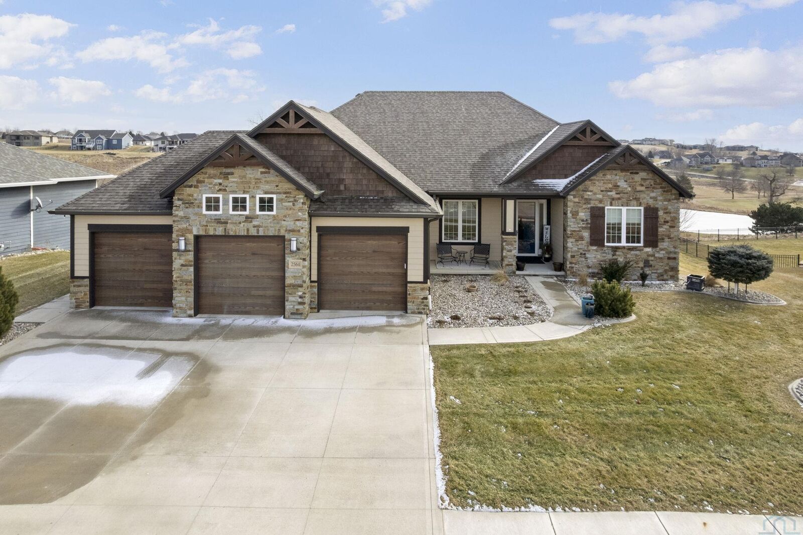 Property Photo:  2564 Nicklaus Blvd  IA 51106 