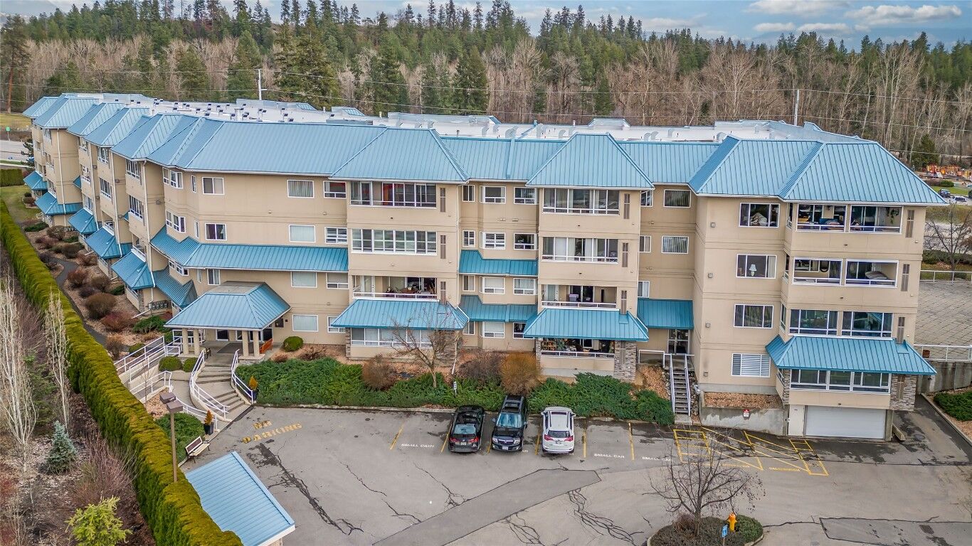 Property Photo:  1961 Durnin Road 104  BC V1X 7Z6 