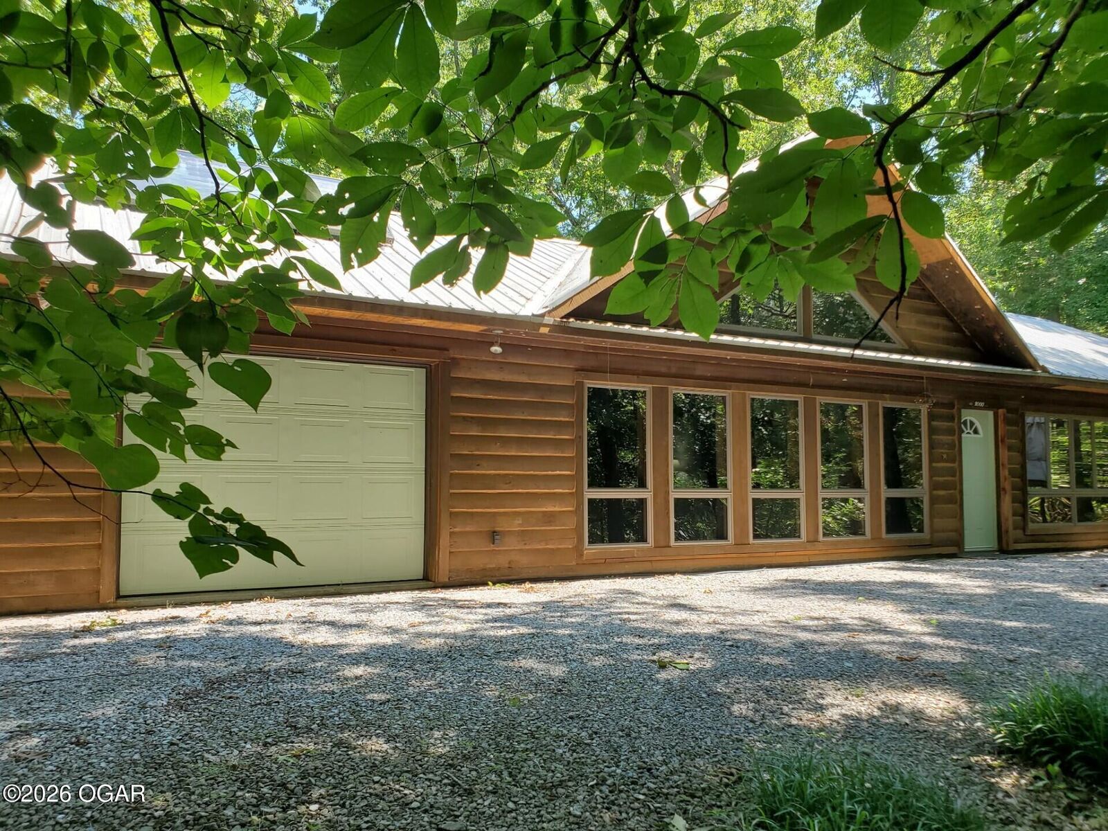 Property Photo: 457 Thompson Lane MO 64854