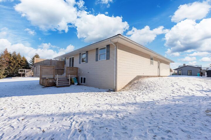 Property Photo:  16 Arthur Holland Drive  PE C1N 5Z2 