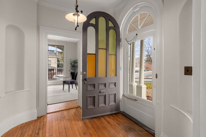 Property Photo:  123 Park St  MA 02458 