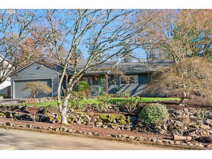 Property Photo:  13562 SW 63rd Pl  OR 97219 