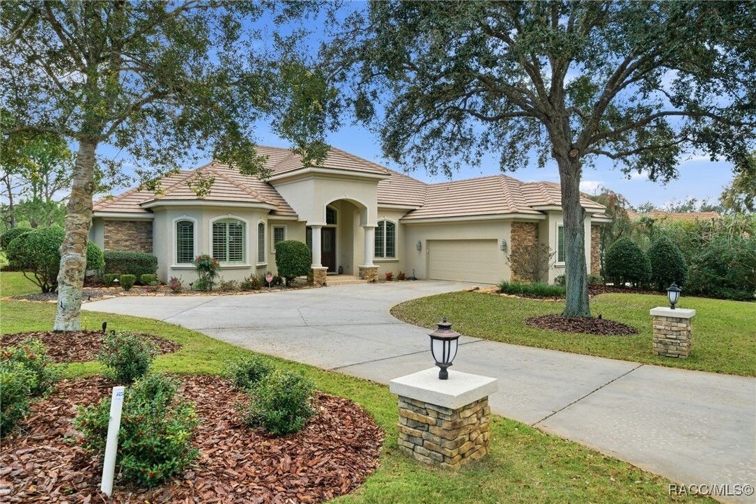 Property Photo:  2803 N Crosswater Path  FL 34461 