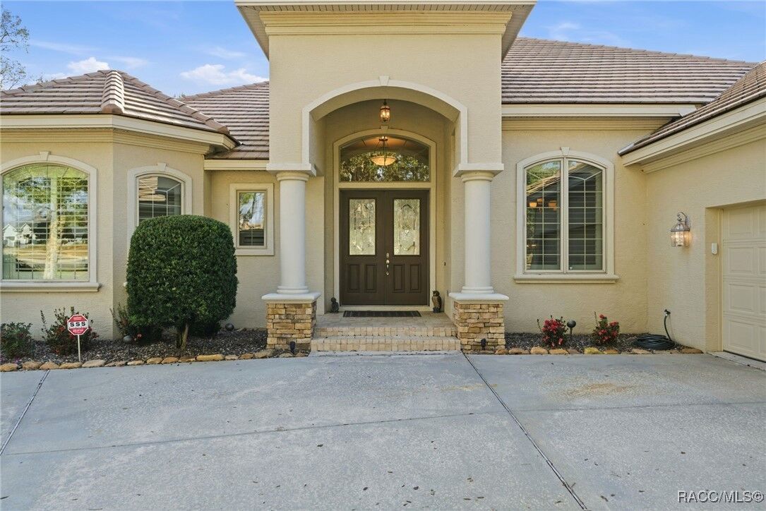 Property Photo:  2803 N Crosswater Path  FL 34461 
