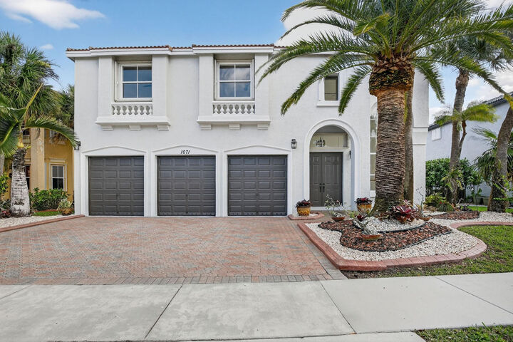 Property Photo:  1071 SW 171st Terrace  FL 33027 