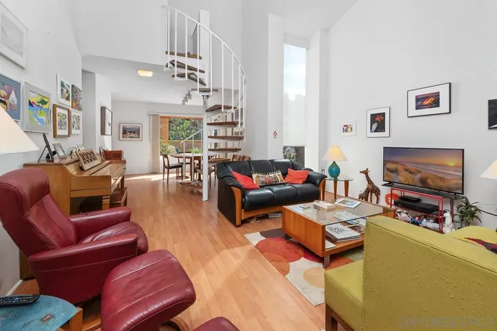 Property Photo:  4875 Academy St  CA 92109 