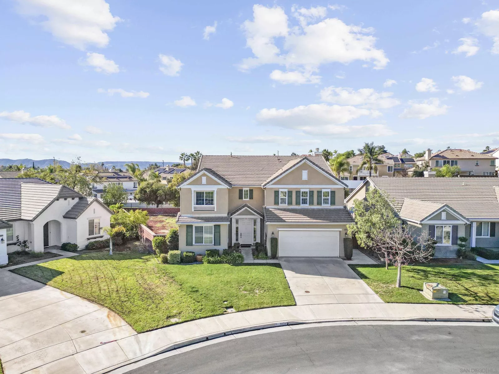 Property Photo:  39795 Payton Court  CA 92563 