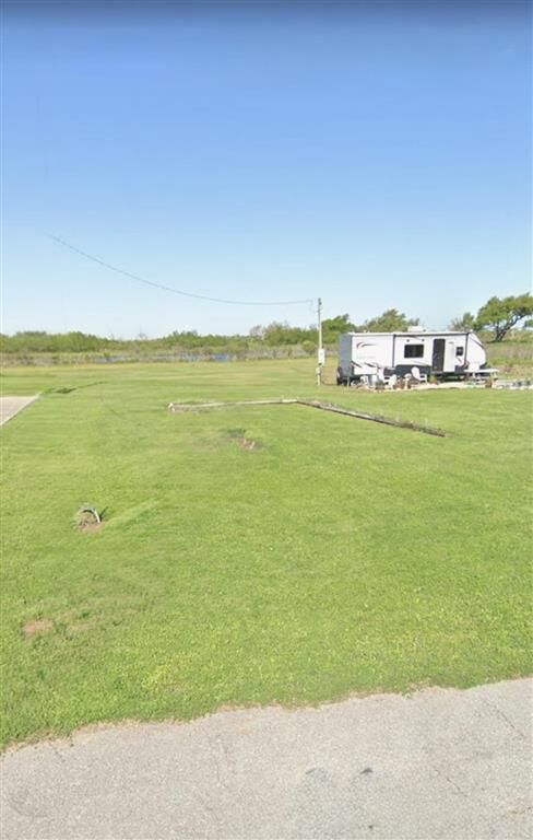 Property Photo: 150 Gulf View Road LA 70631