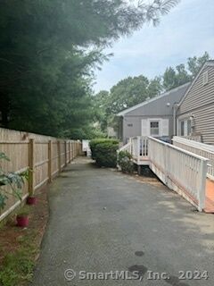 Property Photo:  655 West Avenue Back  CT 06461 