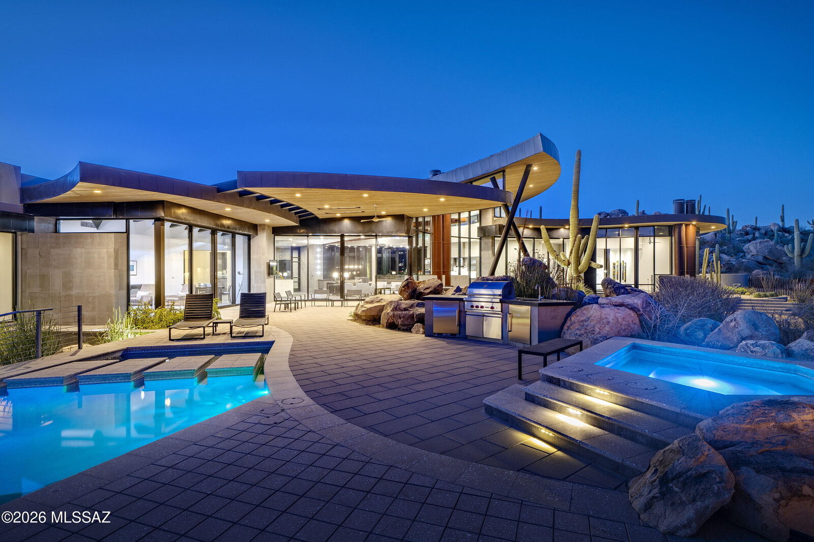 Property Photo: 1470 W Tortolita Mountain Circle AZ 85755