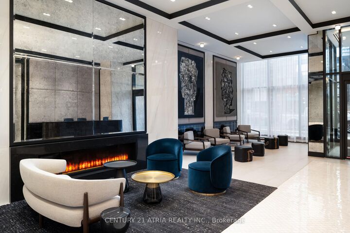 Property Photo:  8 Wellesley Street W 2111  ON M4Y 0J5 