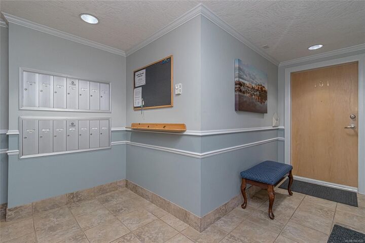 Property Photo:  9975 Fifth St 404  BC V8L 2X6 