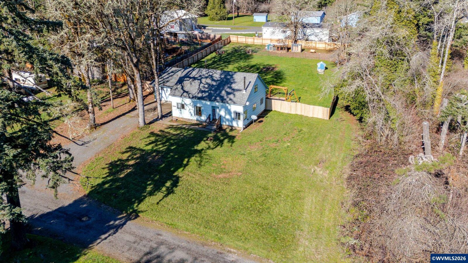 Property Photo:  40352 Holley Heights Lp  OR 97386 