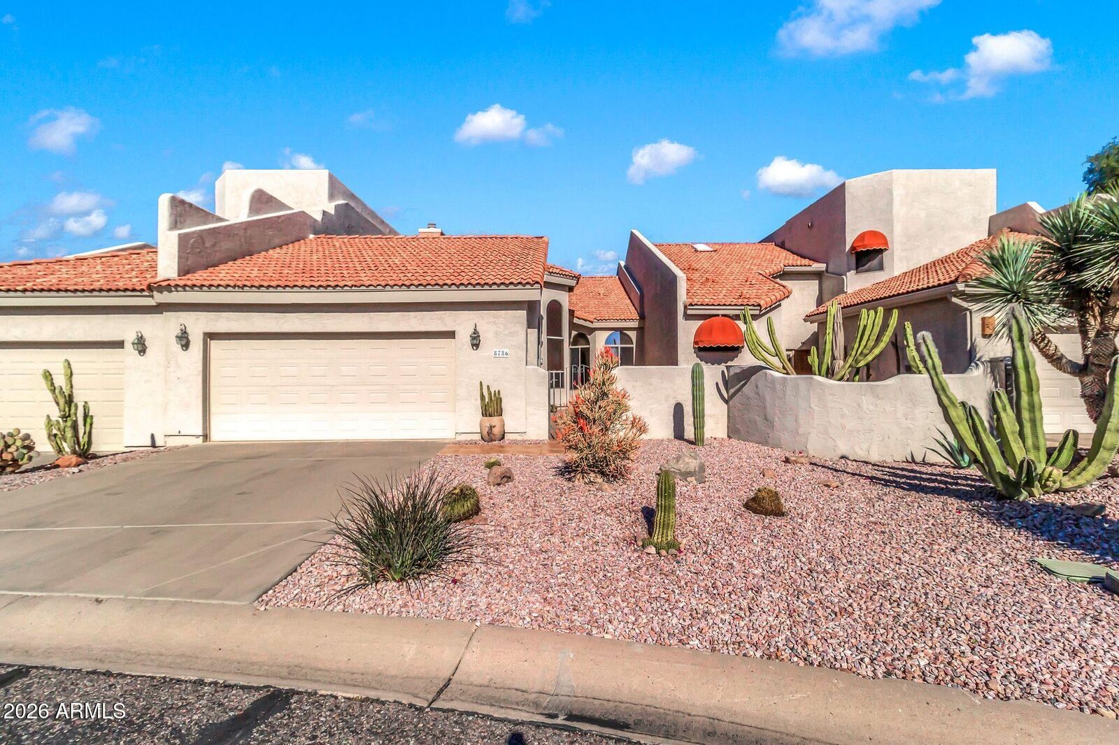 Property Photo:  8786 E Sandtrap Court  AZ 85118 