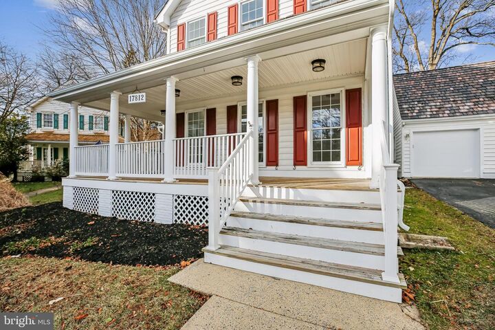 Property Photo:  17812 Hidden Garden Lane  MD 20861 