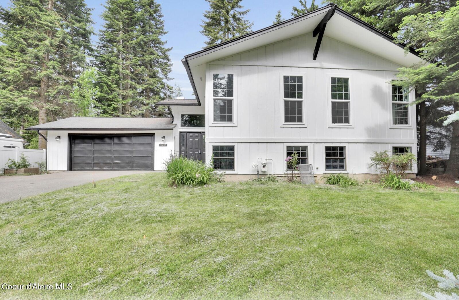 Property Photo:  11459 N Trafalgar St  ID 83835 