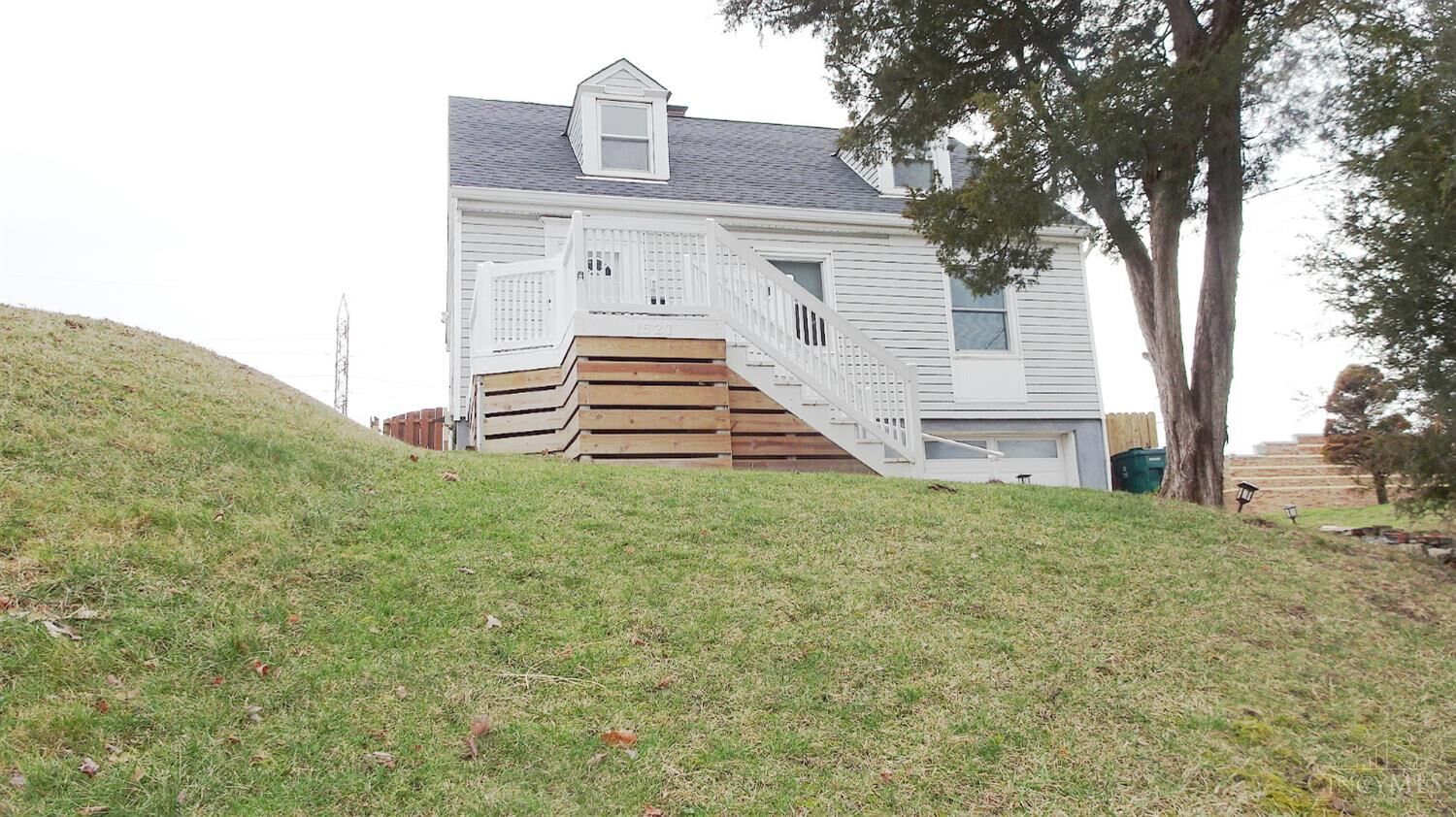 Property Photo:  1527 Dana Avenue  OH 45207 