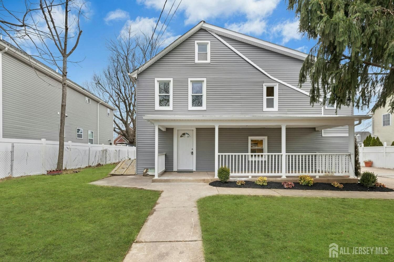 Property Photo:  63 Juliet Avenue  NJ 08873 
