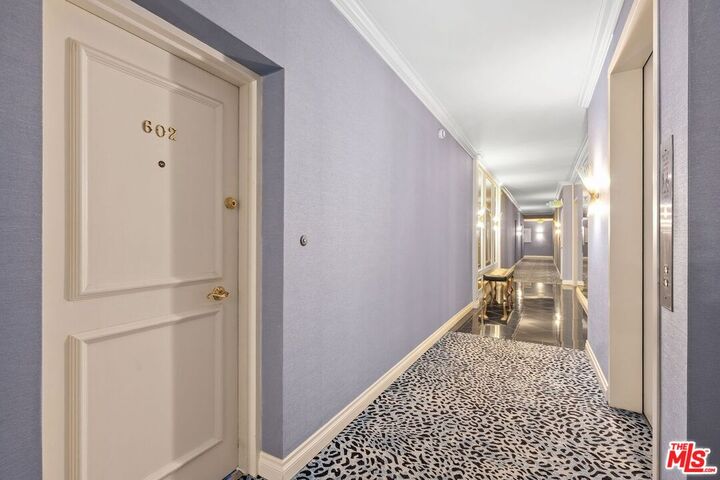 Property Photo:  10433 Wilshire Blvd  CA 90024 