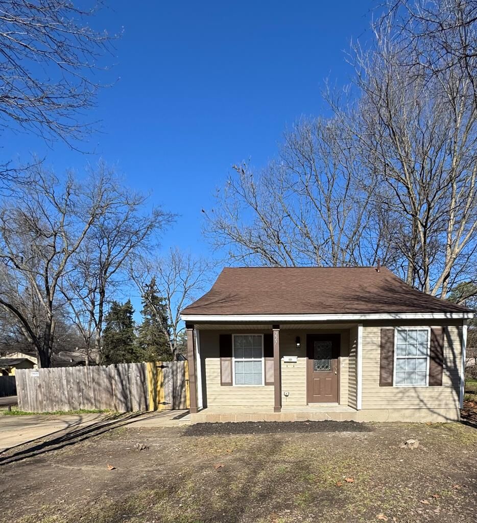 Property Photo:  227 Worthington Drive  AR 72301 
