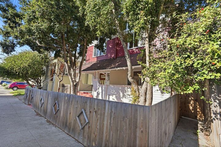 Property Photo:  604 56th St  CA 94609 