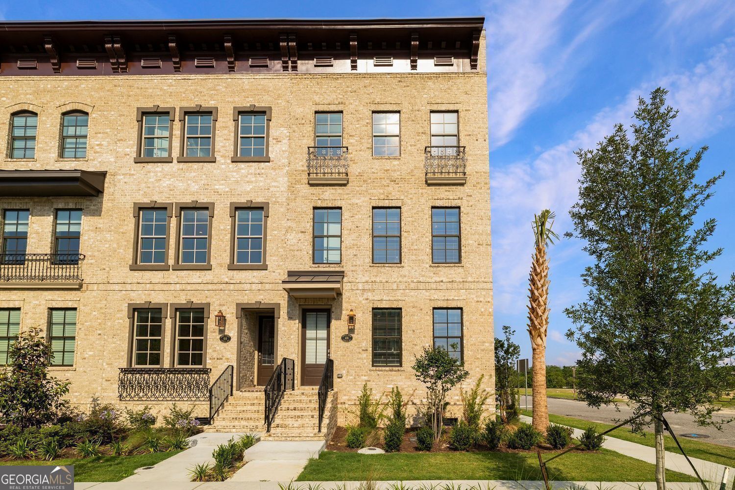 Property Photo:  416 Upper East Avenue  GA 31401 