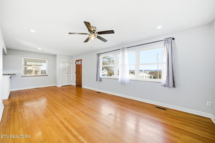 Property Photo:  407 Kildare Drive  TN 37760 