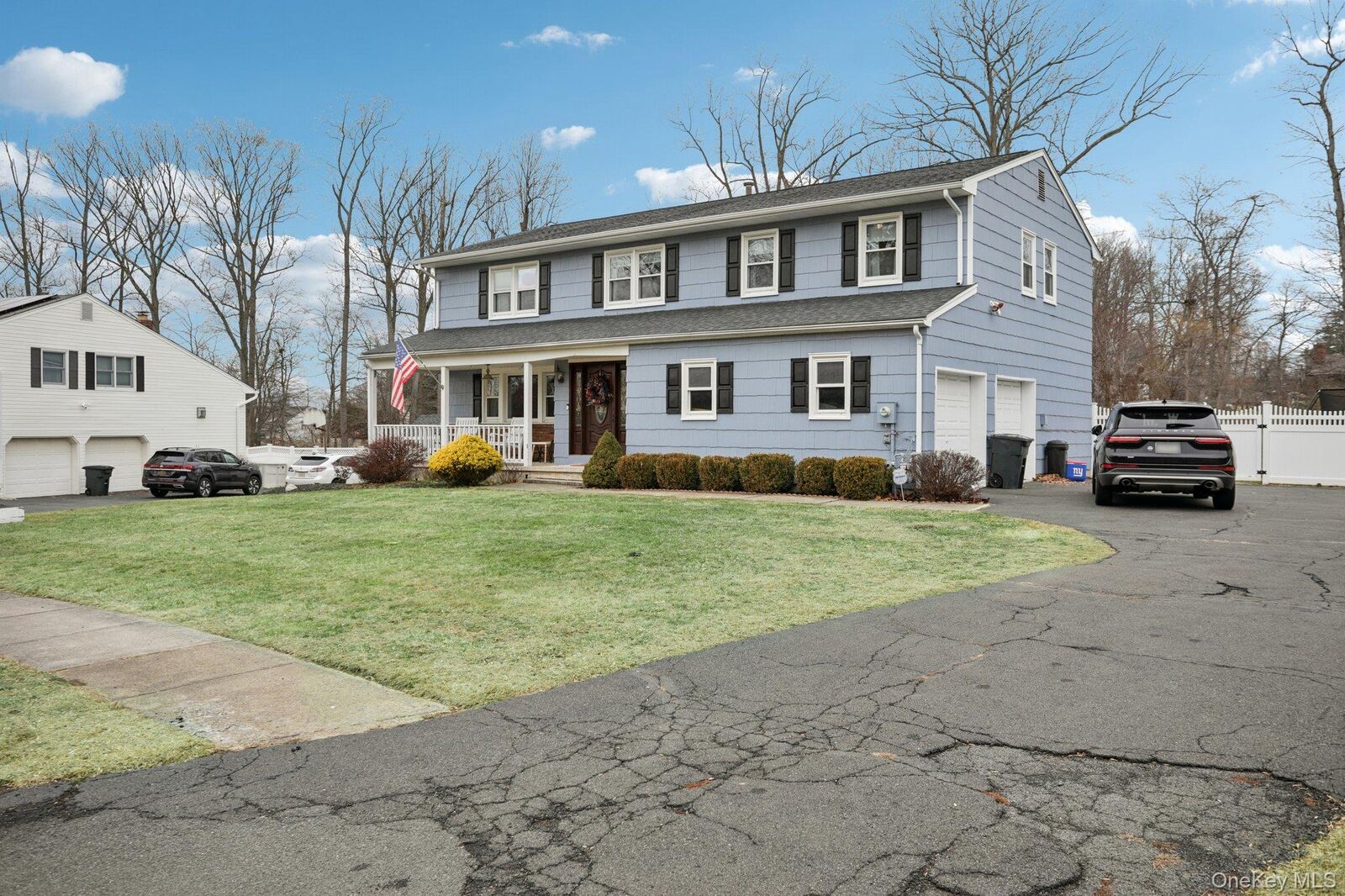 Property Photo:  44 Minuteman Circle  NY 10962 