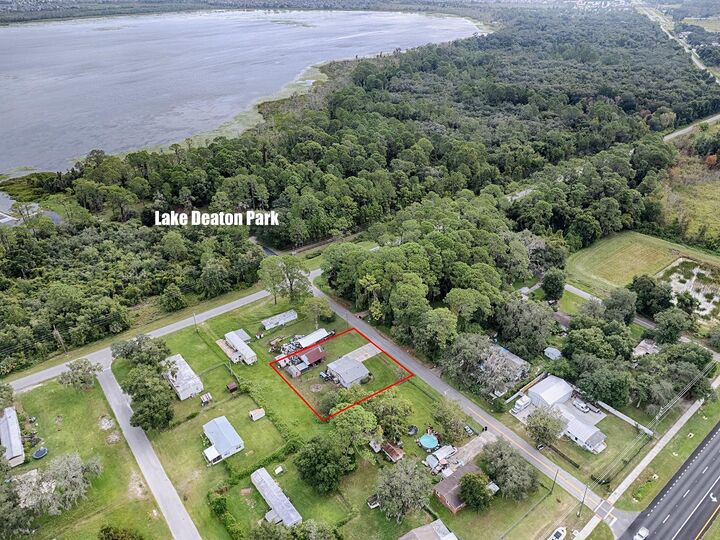Property Photo: 4988 County Road 155 FL 34785