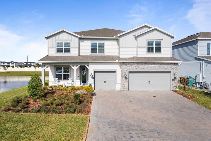 Property Photo: 13726 Tybee Beach Lane FL 32827