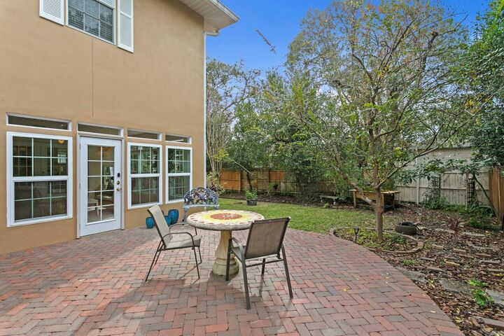 Property Photo:  309 Park Ridge Avenue  FL 33617 