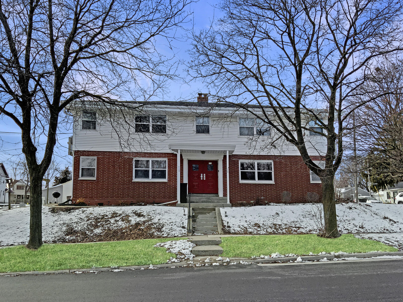 Property Photo:  870 Perkins Ave  WI 53186 