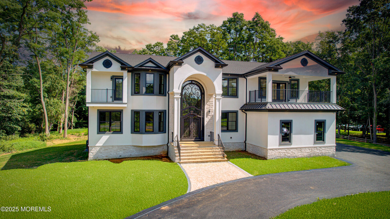 Property Photo:  169 Applegarth Road 2  NJ 08831 