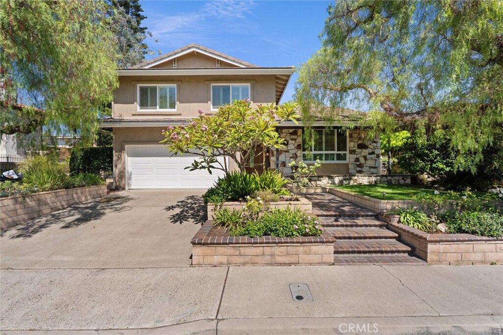 Property Photo:  6301 E Bixby Hill  CA 90815 